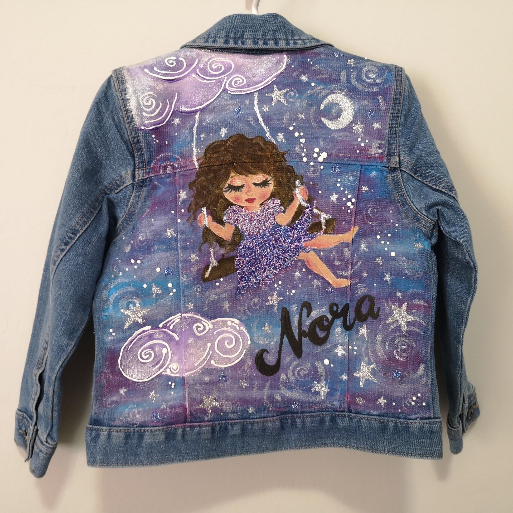 Personalizirani pokloni za djecu, personalizirani pokloni za bebe, jakne za djecu, jakne za djevojčice, personalizirana jakna, oslikana jakna personalizirani pokloni za djevojčice, unikatni pokloni za djecu