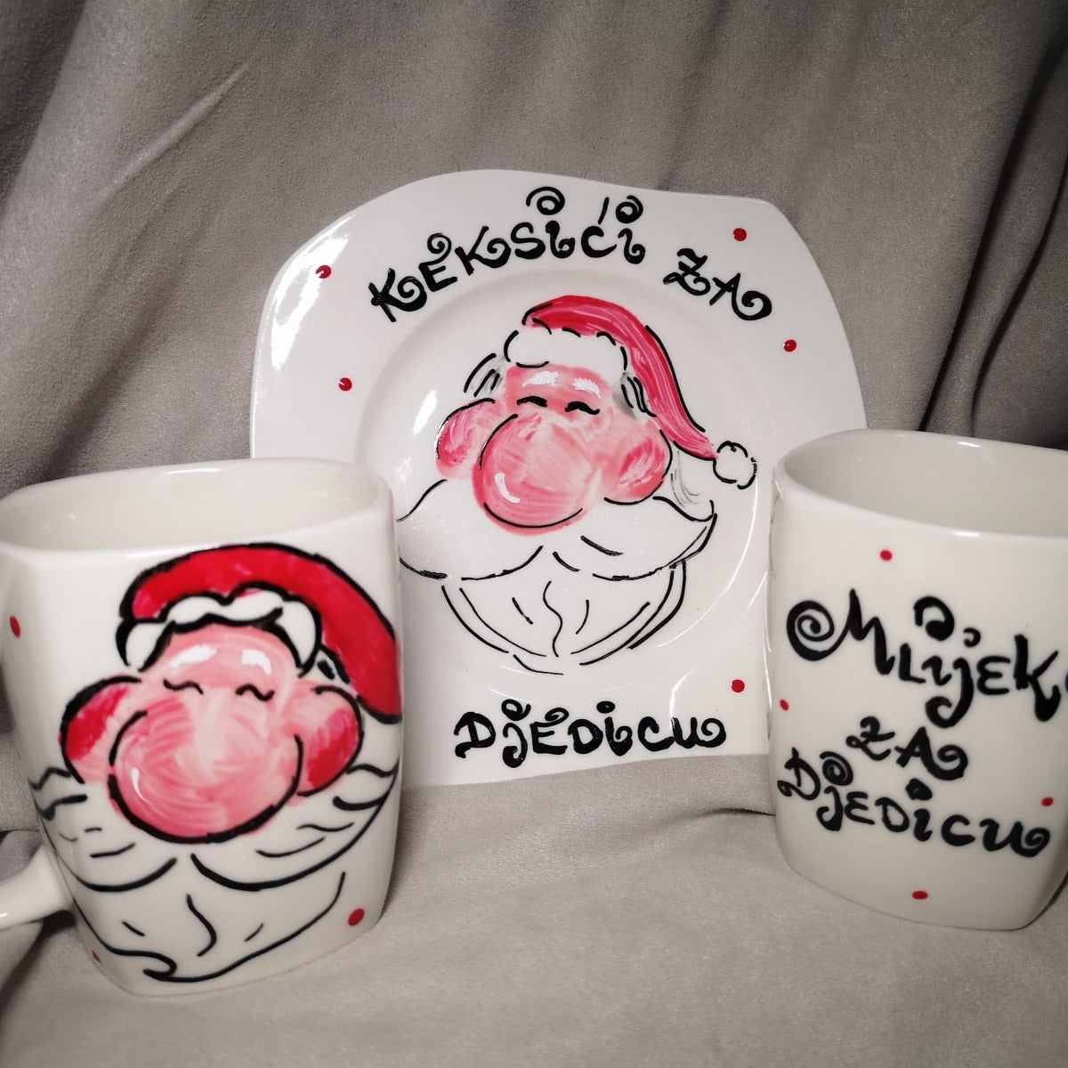 set za kekse i mlijeko za djeda mraza božićnjaka ručno oslikani mlijeko za djedicu keksići za djedicu unikatno personalizirano prigodno pokloni ideje za Božić