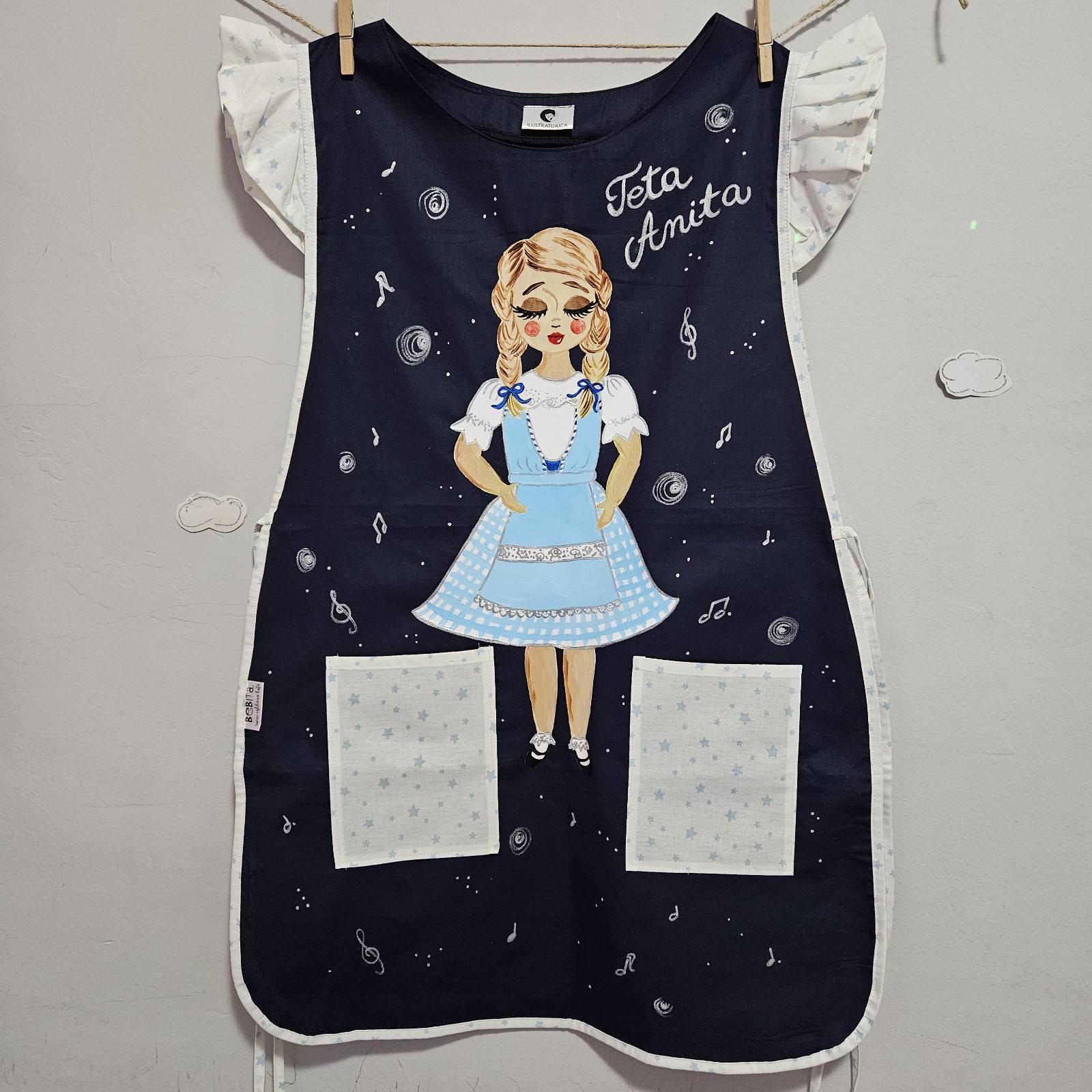 personalizirane pregače s printom pregača kuta za vrtić kute za s tiskom, pokloni za tete u vrtiću, kute s crtežom, personalizirane kute, personalizirane pregače, kute s ilustracijom, poklon za tete u vrtiću, kute za vrtić